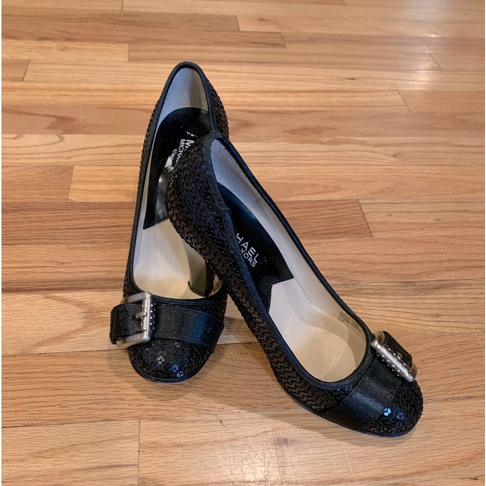Women’s Michael Kors Shoes (size 61/2M)